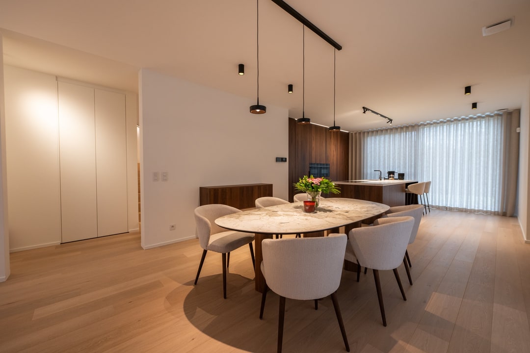 Plankenvloer met natuurlijk licht